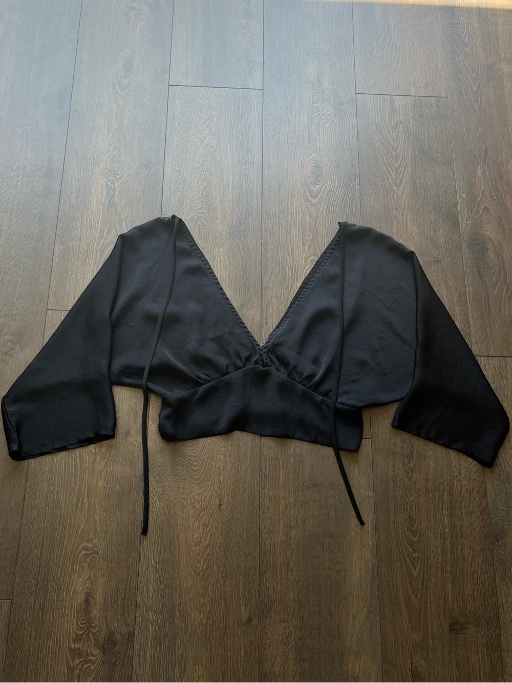 Forever 21 V-Neck Cropped Top